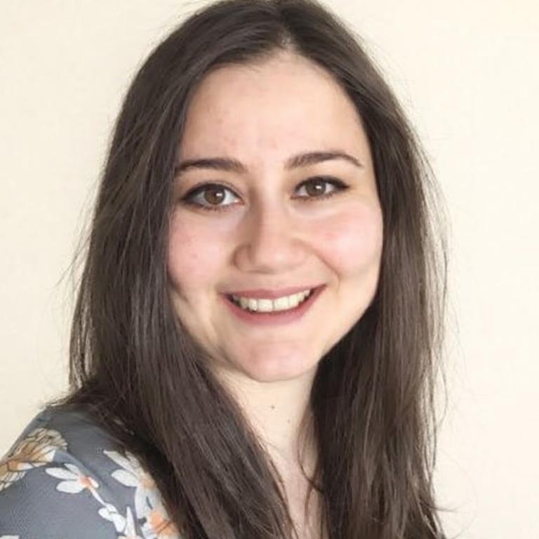 Doç. Dr. Azime PEKŞEN YAKAR